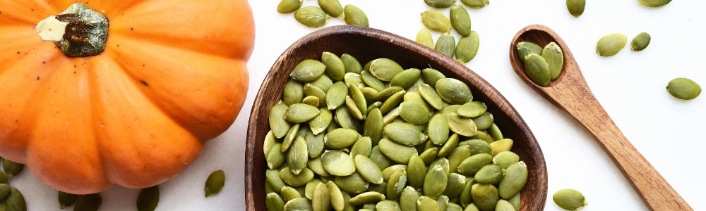 Top 16 beneficii pentru sănătate ale semințelor de dovleac